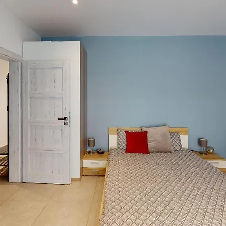 Newly Finished 3 Bedroom Close To The Beach- Bahar Ic Caghaq Apartment